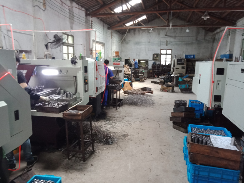 Field application of 511 Series in CNC machining center